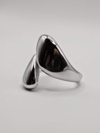 Abrazo ring